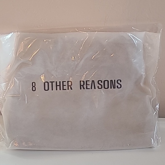 NEW🤎8 Other Reasons Vegan Leather Slouchy Bucket Bag $149 - Picture 7 of 11